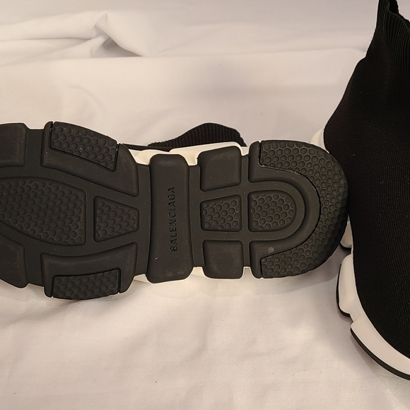 Speed High-Top Sock Sneakers - Picture 3 of 8